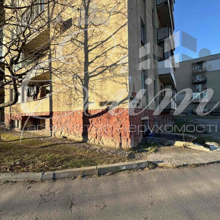 Івано-Франківськ, Бам, ,Приміщення вільного призначення,Продаж,Мазепи,1992
