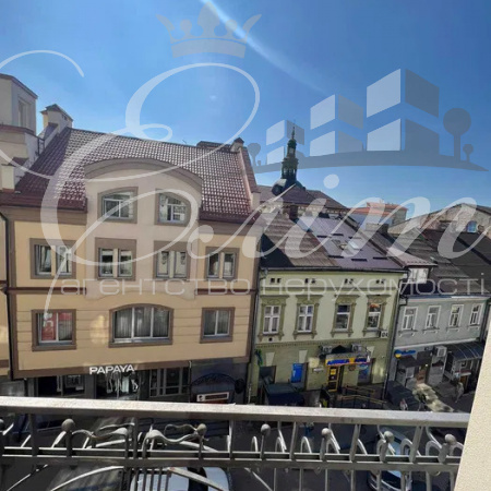 Івано-Франківськ, Центр, 3 Спальні Спальні, 3 Кімнати Кімнати,1 Ванна кімнатаВанни,Квартира,Оренда,площа Ринок,5,1269