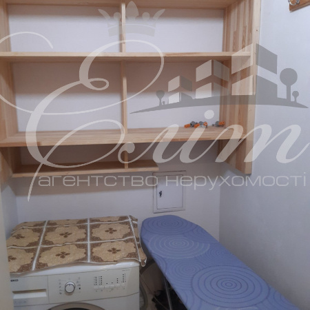 с. Крихівці, 2 Спальні Спальні, 2 Кімнати Кімнати,1 Ванна кімнатаВанни,Квартира,Оренда,Крайня,1433