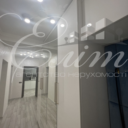 Івано-Франківськ, Каскад, 2 Спальні Спальні, 2 Кімнати Кімнати,1 Ванна кімнатаВанни,Квартира,Оренда,Стуса,8,1789